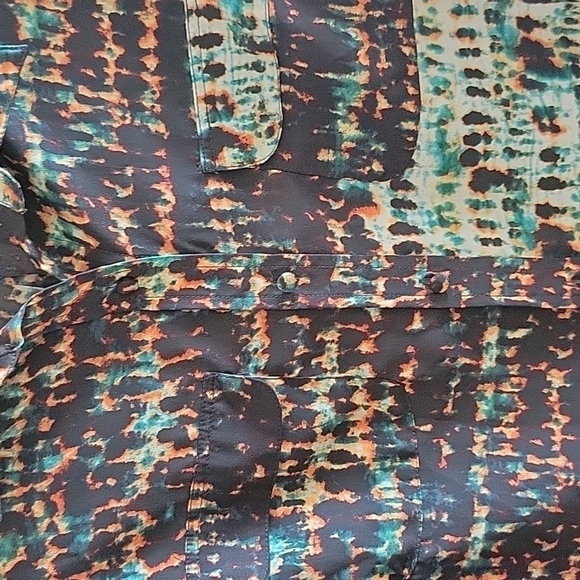 𝅺CHARLIE JADE Long Sleeve Buttondown Shirt  M - Picture 5 of 7